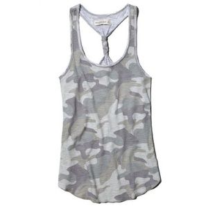 Camo tank